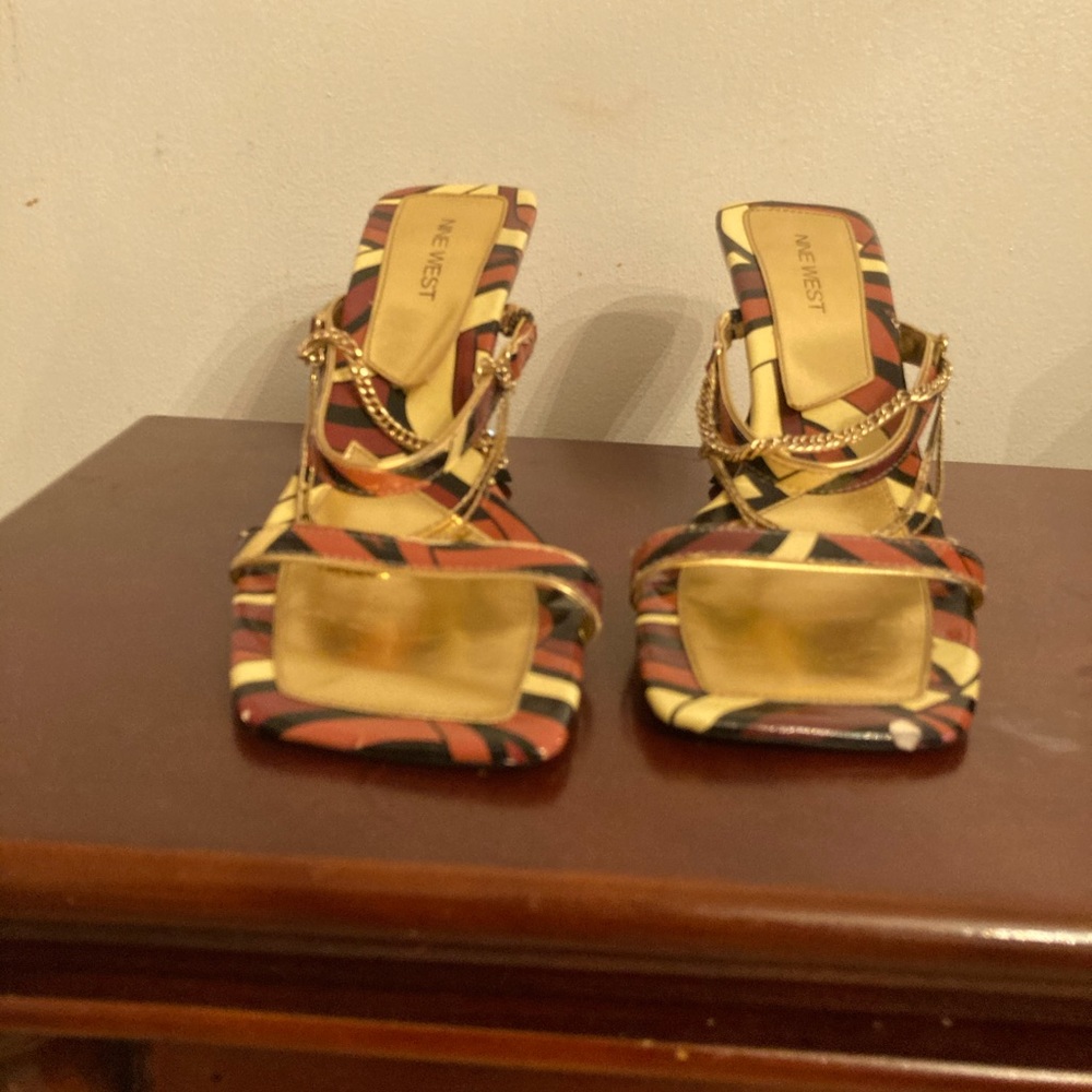 High Heels sandals with gold chains
